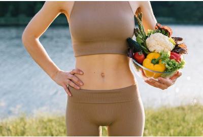 Pancia piatta in 30 giorni: esercizi, dieta e rimedi naturali per sgonfiarsi