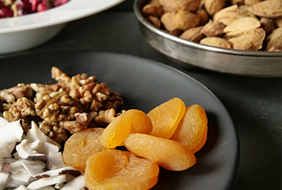 Le proprietà della frutta secca: idee per snack energetici