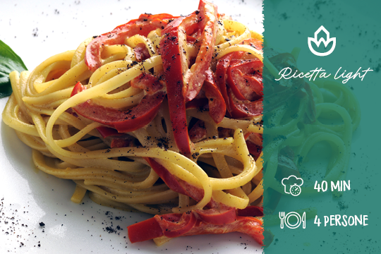 Tagliolini con peperoni e olive verdi – Ricetta light